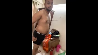 Desi Hijab Ladki Ki Chut Chudai Boyfriend Ko Boobs Dikhakar