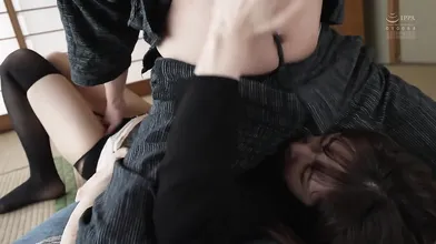 Kakek Ini Tega Merebut Keperawanan Cucu Nya Sampai Berdarah Crot Dalam