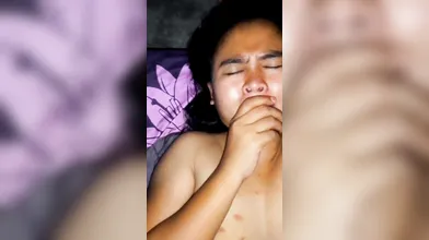 Di Paksa Crot Di Wajah Oleh Pacarnya