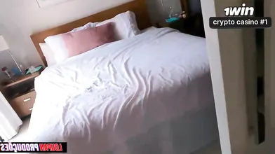 A Nineta Portuguesa tem uma primeira experiência sexual intensa em vídeo HD.