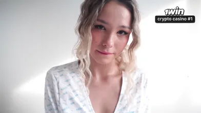 Babe open up her legs - hottest porn! Horny slut!