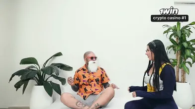 Veguetta mounts Roshi's chisel for a cum-filled ride, guzzles every droplet - LA