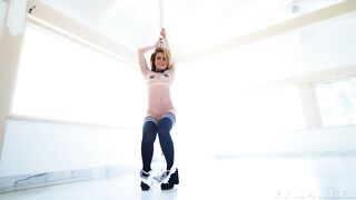 Destiny Cruz: Anal Gaping & A2M