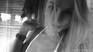 Elise Siswet: Graphic Anal Toy Play