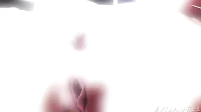 Elise Siswet: Graphic Anal Toy Play