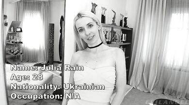 Castings - Julia Rain, Scene #01