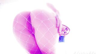 Paisley Bennett: BBC Anal Gaping
