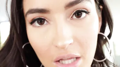 Emily Willis: Interracial Anal Boning