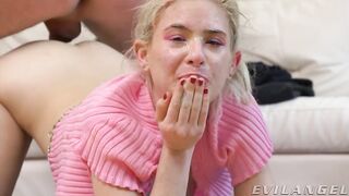 Jessie Saint: Pussy Fuck & Squirt!
