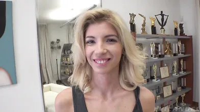 Castings - Missy Luv, Scene #01
