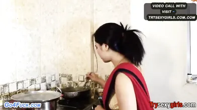 Payal Bhabhi Ke Husband Ke Office Jaate Hi Housekeeper Ke Dath Romance Kiya