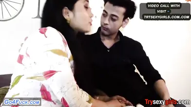 Payal Bhabhi Ke Husband Ke Office Jaate Hi Housekeeper Ke Dath Romance Kiya