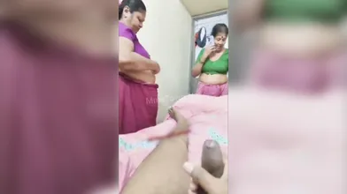 Tamil Mature Auntys Getting Ready For Fucking With Young Guy Clear Talking