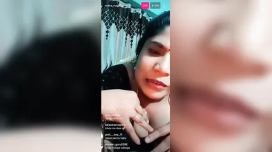 Tamil Aunty Thangam Aka Mukta Valli Instagram Exclusive Photos And Live Video