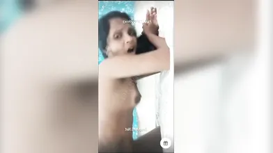 Tamil Aunty Affair With Friend
