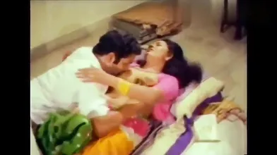 Tamil Old Man Velaikaari Udan Seri Matter Panum Real Sex Padam ????????????