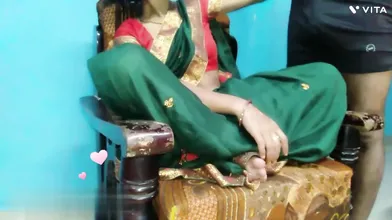Sexy Bhabhi Ko Sofa Pe Chodte Hue MMS Video Banaya