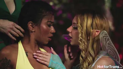 Ebony backpacker stumbles on 2 big cock futa pixies sucking