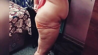 Mallu bhabhi bath nude