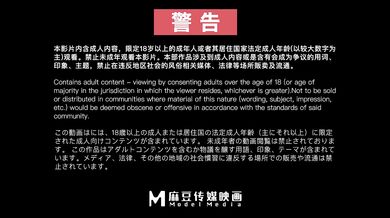 多次射精：肥臀啦啦队队员厕所内自慰被教练偷拍，为删视频主动做爱连射2次！ 3f31f9e6