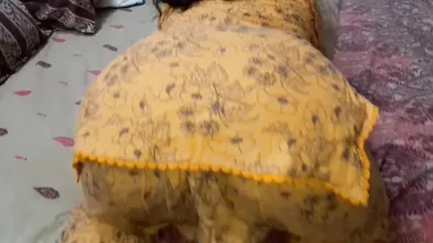 146 Indian Chubby Ass Romance