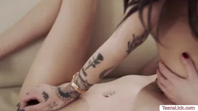 Fingering my Asian stepsisters pussy and licks it