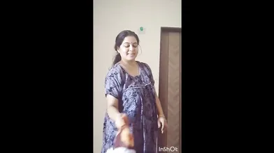 Hot Telugu Milf Mom Ki Nangi Mms Step Son Ne Record Kiya