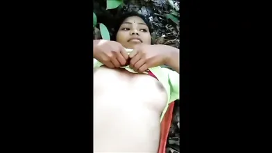 Dehati Ladki Jhant Wali Chut Dikhati Hai Jungle Me Sex Mms