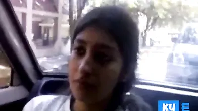 HInDIPP Car Sex With Cute Girl