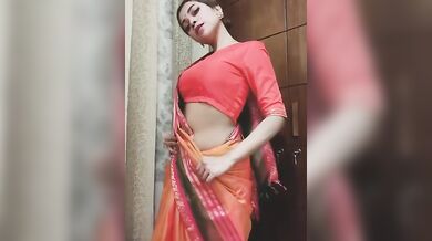 DesHILG Dhaka College Apu's Expose Her Self