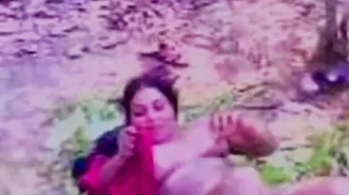 Bangla PUBLICPLACE Fucking Prostitute In Jungle জঙ্গলে মাগি চুদা
