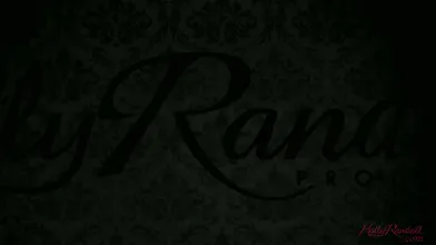 Sunny Leone Sexy Solo Masturbation