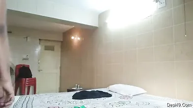 HInDI Desi Bihari Girl With Bf In Hotel