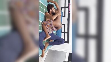 DesHI Sri Lankan Boob Suck & Fuck