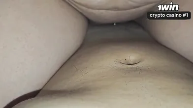 Eu transe com minha vizinha do 404 enquanto o marido dela está trabalhando - fil