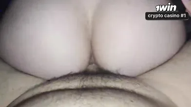 Gozando no ânus da mulher safada - vídeo adulto explícito!