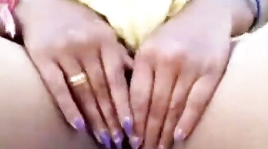 Hindi PublicPlace Field Aunty