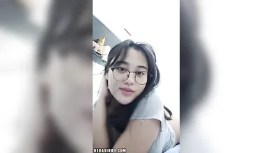 DeshiMixed LiveGirls Bokep Indo Acha Hijab Toket Gede Cantik Kacamata - Sophia Sterling