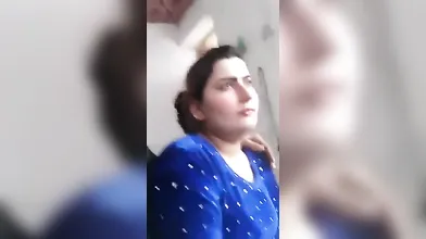 HInDI Hot Girl Romance With Boyfriend And Showing Big Boobs