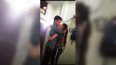 Hindi 3SOME+ Desi Viral Couple Hardcore Fucking