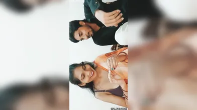 HInDI Desi Indian Cpl Ki Chudayi Or Blowjob