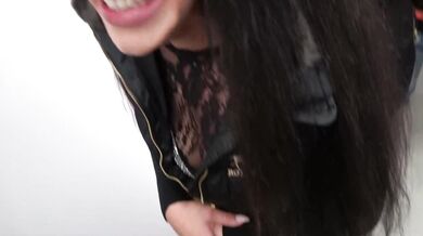 Slut Sucks In A Fitting Room