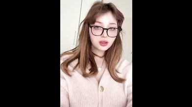 Slut Masturbates With A Pen