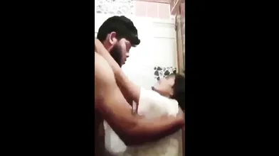 Desi Lover Hard Fucking In Bathroom | Viral MMS