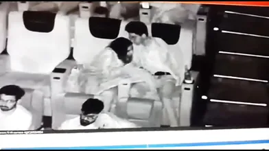 Lahore Lovers Blowjob In Movie Theater