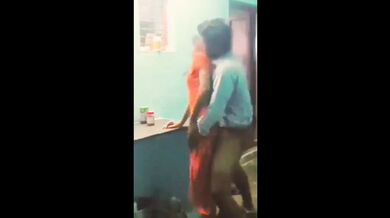 Dost Ki Biwi Akeli Mil Gayi