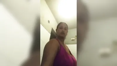 Bhabhi Boobs Showing And Dancing Video