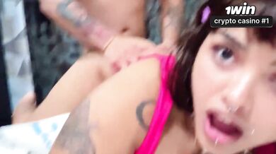 Dora Boqueteira está à procura de um pau e se divertiu muito - melhor pornô XXX!