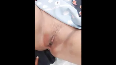 गाँव की जवान लड़की की गीली चुत की जंगल मे चुदाई