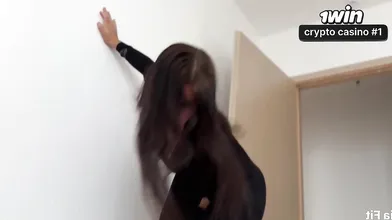 Crônicas íntimas de uma experiência selvagem com calças rasgadas e sexo hardcore